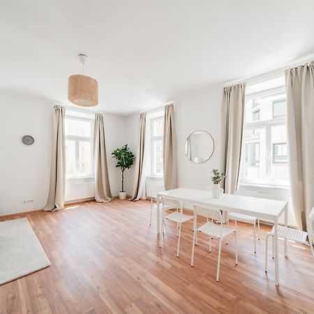 Central Appartment Bécs Kültér fotó